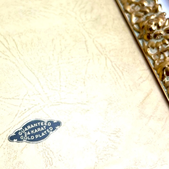 Set of 3✨Vintage✨1960’s Gold-Plated Frames - Elegant & Versatile - Picture 2 of 5